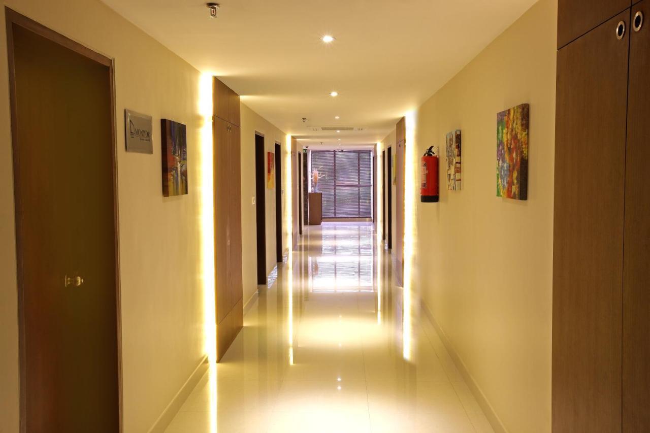 Park Residency Adoor Ξενοδοχείο Adur Εξωτερικό φωτογραφία