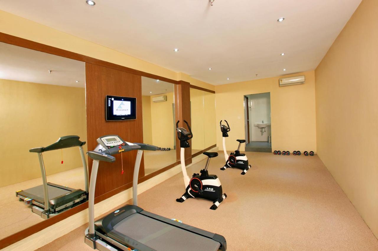 Park Residency Adoor Ξενοδοχείο Adur Εξωτερικό φωτογραφία